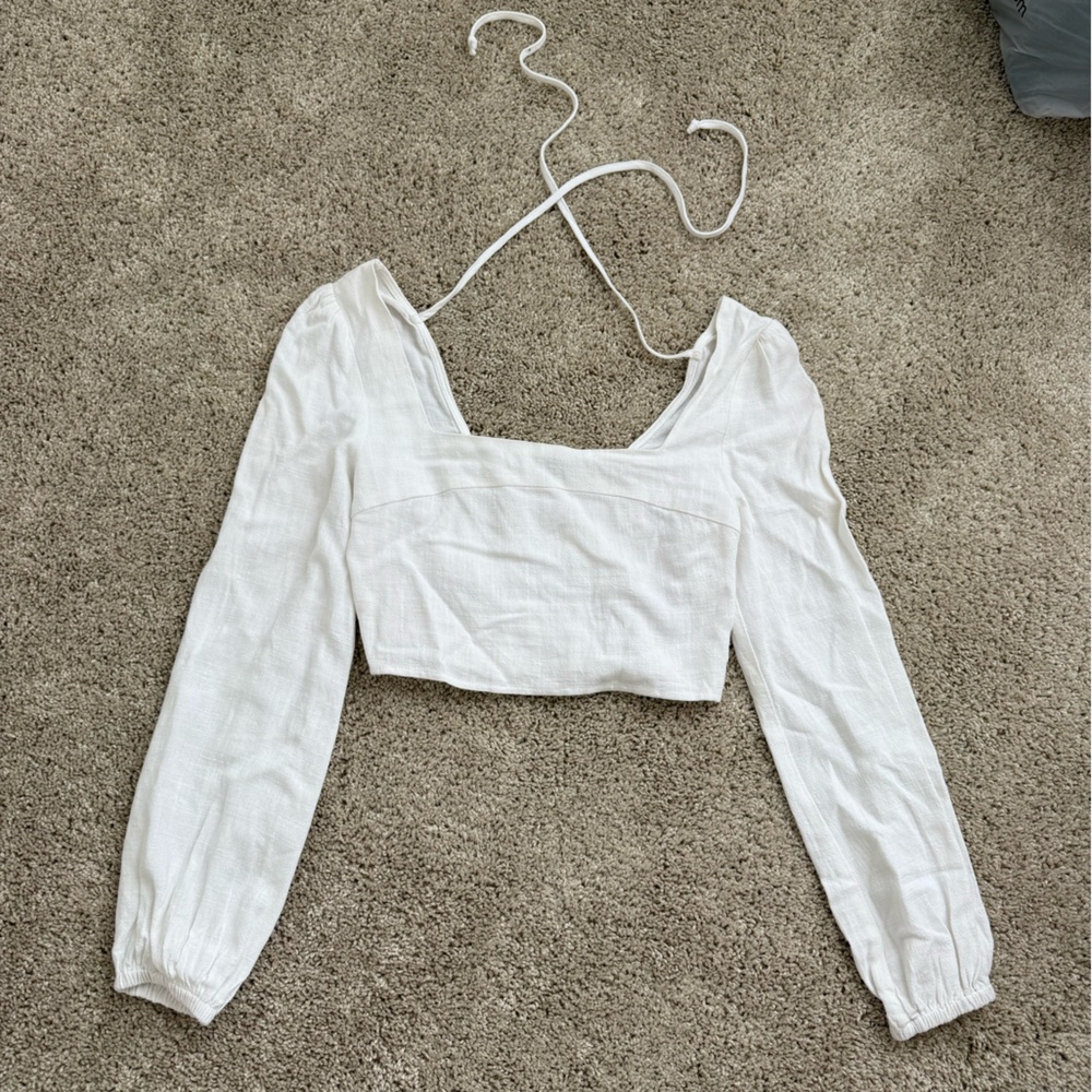 Linen white long sleeve crop top